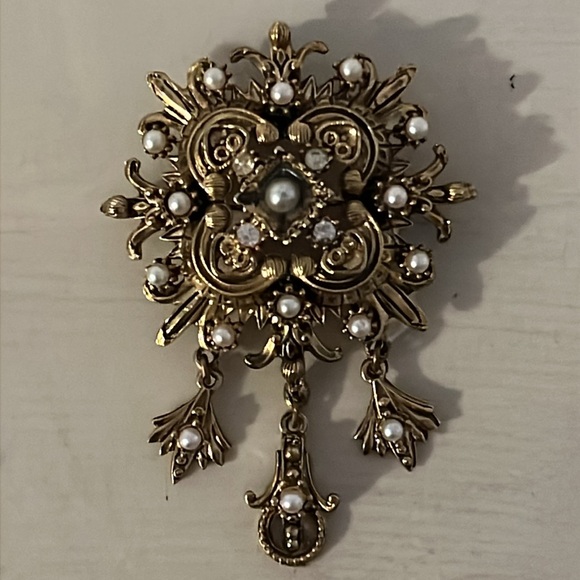 Vintage Art Deco French Fluer De Lis Gold Plated and Pearl Brooch - Picture 4 of 9